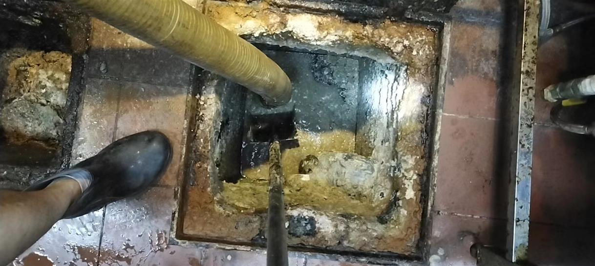 西乡化油池清理-污水池清掏